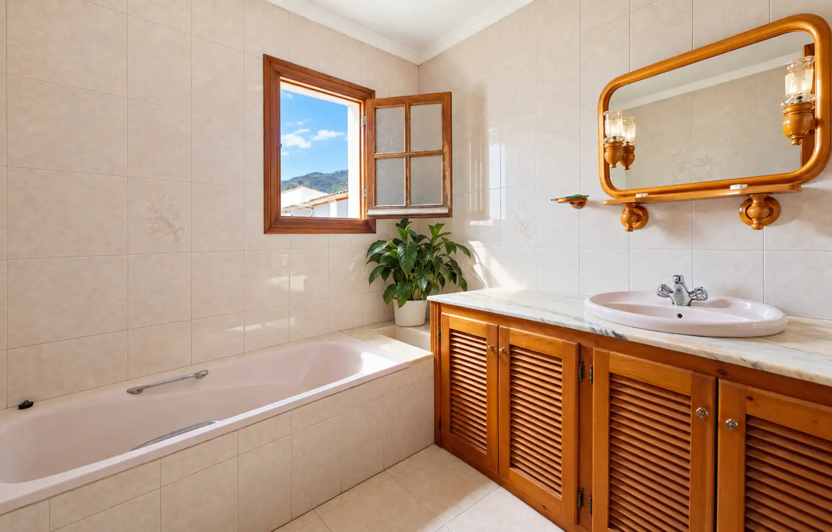 Casa aparellada en venda a Estepona Pueblo, imagen 35