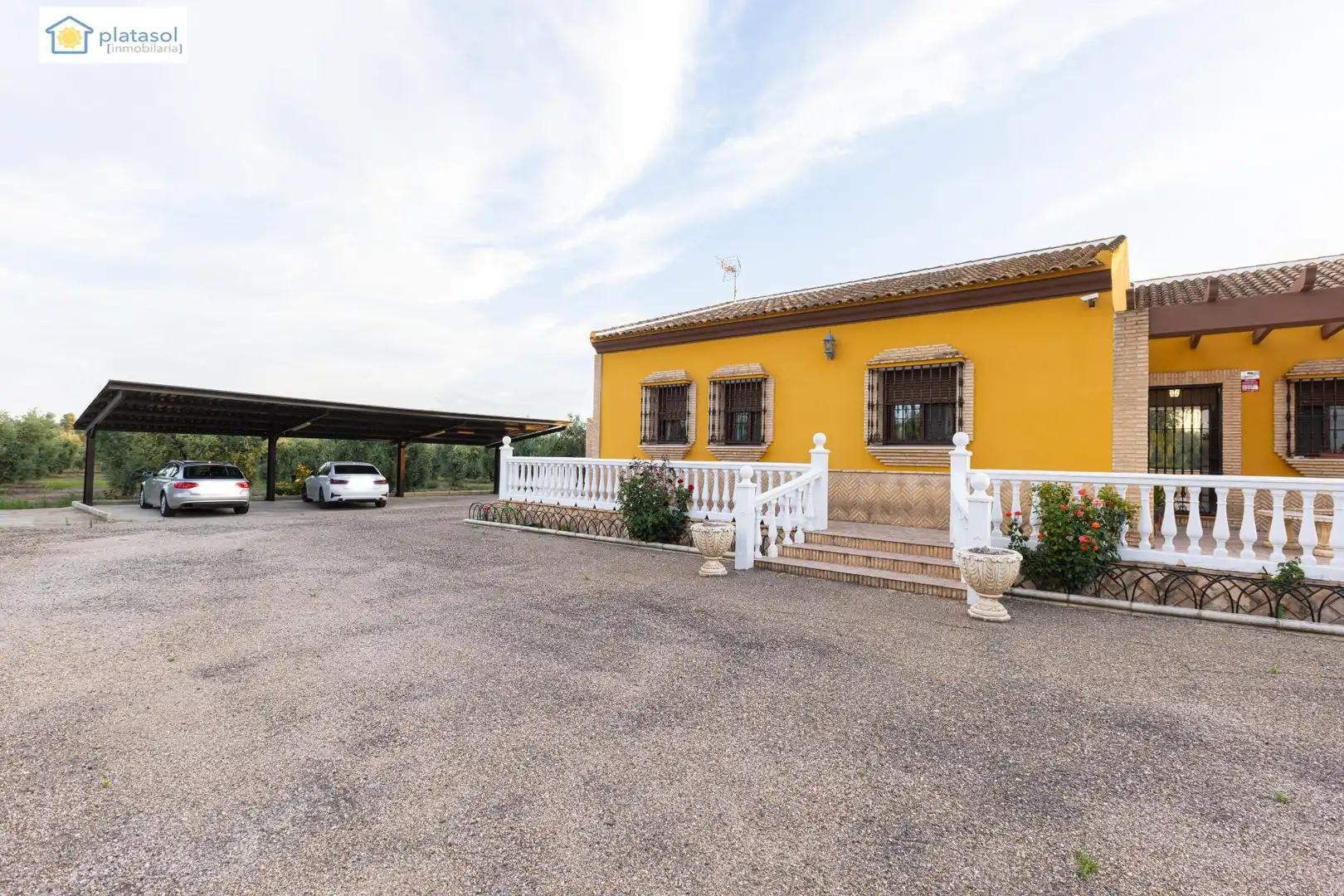 Vista exterior de Finca rústica en venta en Chucena con Aire acondicionado, Calefacción y Jardín privado