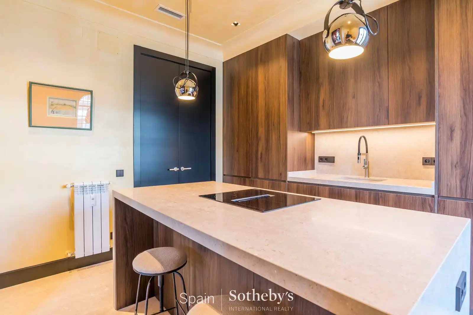 Cuina de Apartament en venda en Madrid amb Aire condicionat i Calefacció