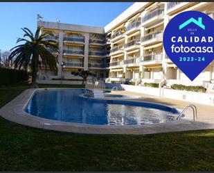 Swimming pool of Flat for sale in Cambrils  with Air Conditioner, Terrace and Balcony