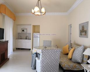 Sala d'estar de Apartament de lloguer en Cáceres Capital amb Calefacció i Moblat