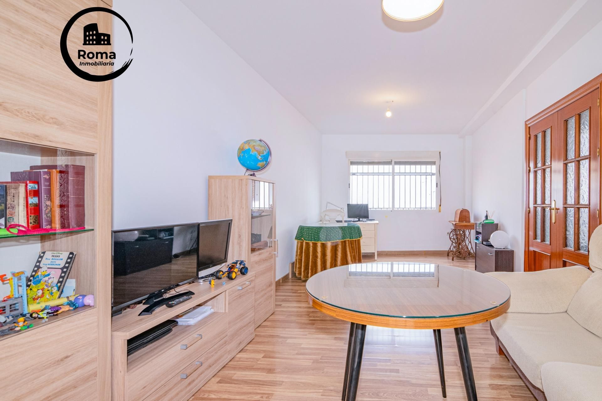 Habitación de Casa adosada en venta en Güevéjar con Aire acondicionado, Terraza y Trastero