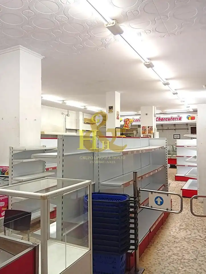 Local comercial en venta en Ayuntamiento - Barrio Alto, imagen 8