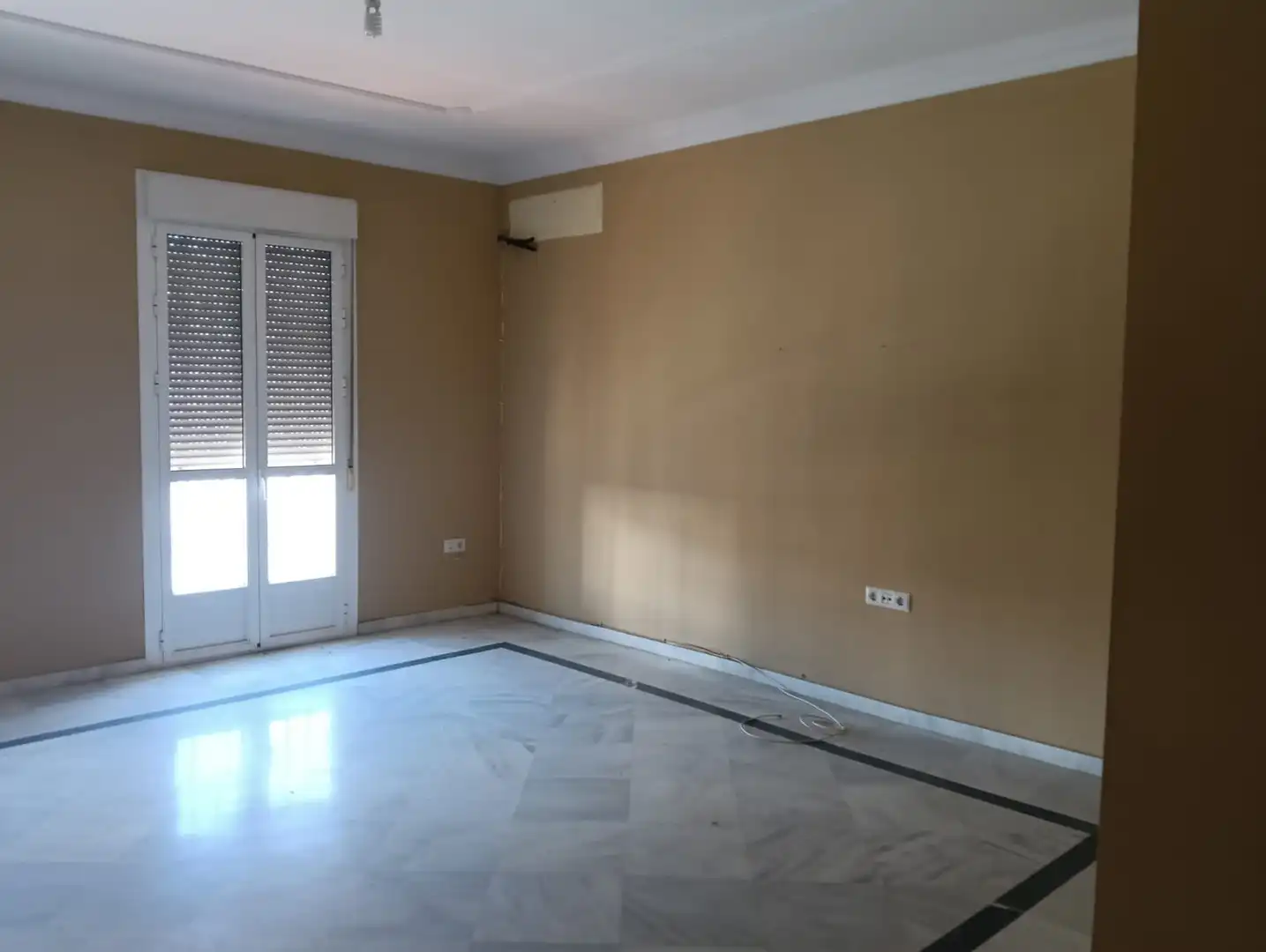 Wohnung zum Verkauf in Villaverde del Río mit Terrasse und Balkon