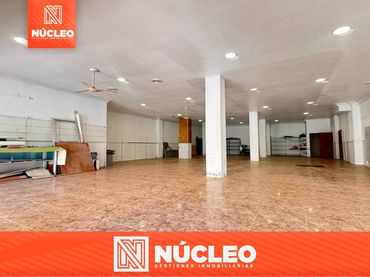 Local comercial en venta en Carrer Blasco Ibáñez 45