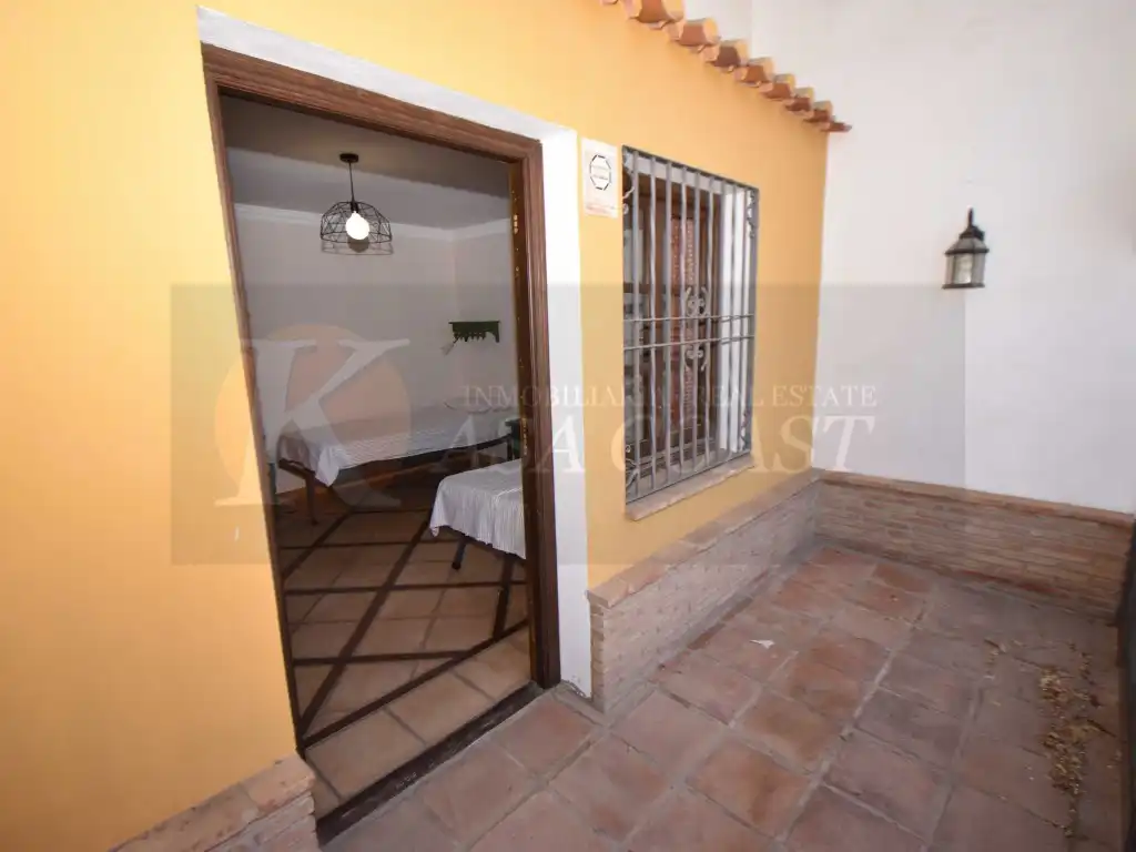 Habitación de Casa adosada en venta en Fuengirola con Aire acondicionado, Jardín privado y Terraza