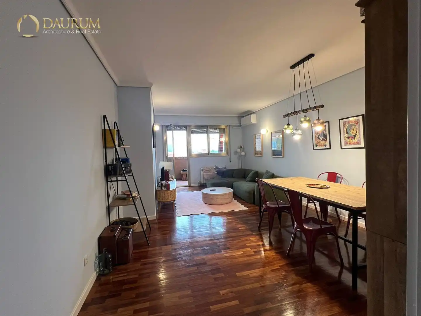 Wohnzimmer von Wohnung zum Verkauf in Madrid mit Klimaanlage, Heizung und Terrasse