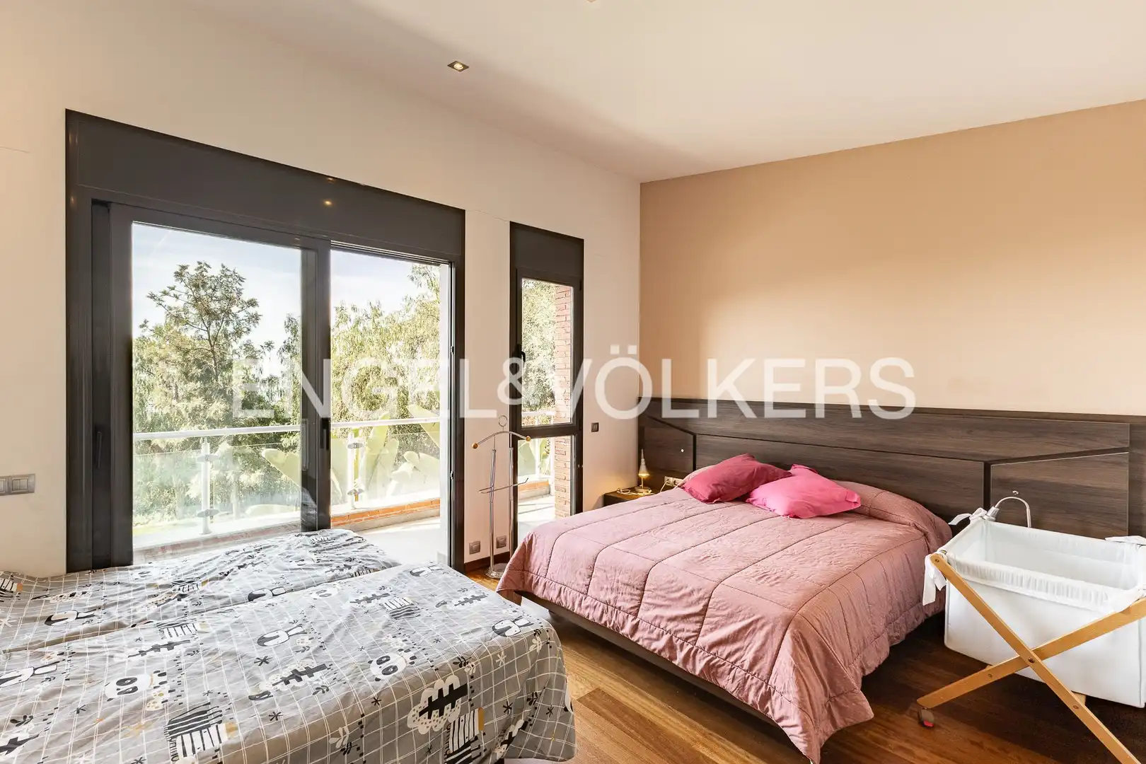 Bedroom of Houses for rent in Sant Andreu de Llavaneres  with Air Conditioner, Heating and Private garden