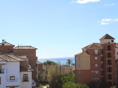 Vista exterior de Àtic en venda en Ayamonte amb Aire condicionat, Calefacció i Jardí privat