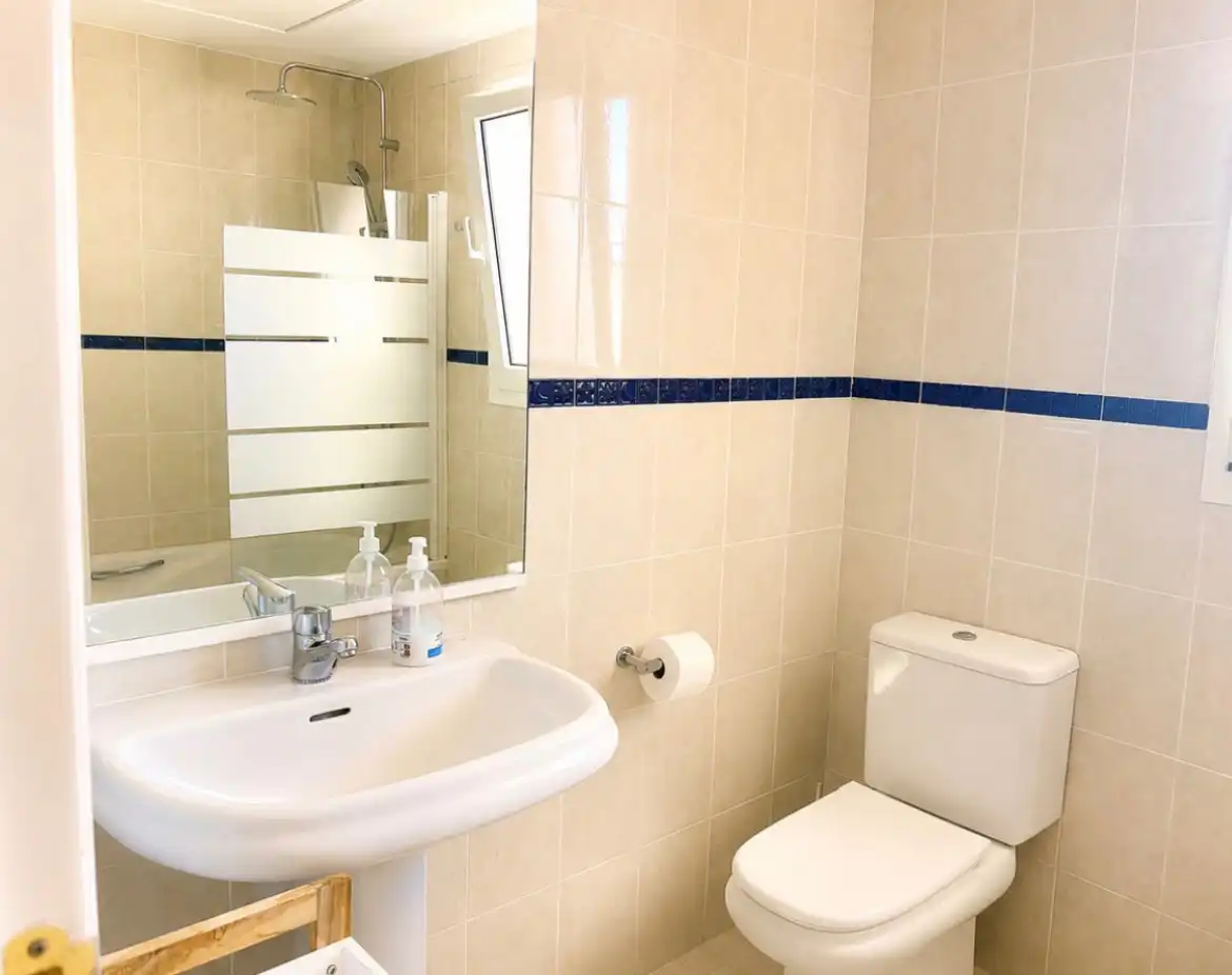 Bathroom of Houses for sale in Marbella  with Air Conditioner, Private garden and Terrace
