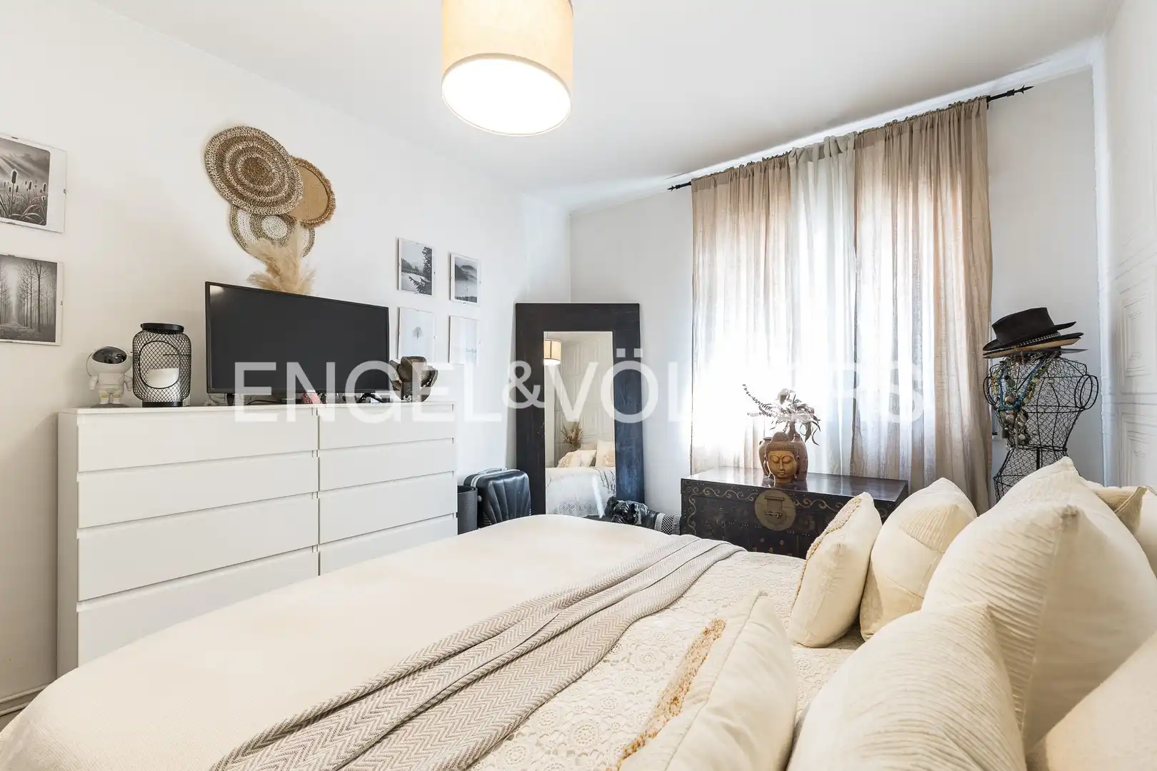 Habitación de Piso en venta en L'Hospitalet de Llobregat con Aire acondicionado, Calefacción y Parquet