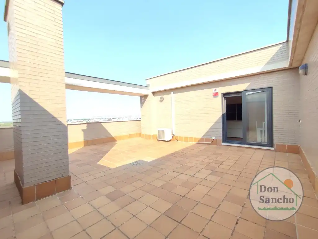 Terrace of Attic for sale in Valladolid  with Air Conditioner, Heating and Terrace