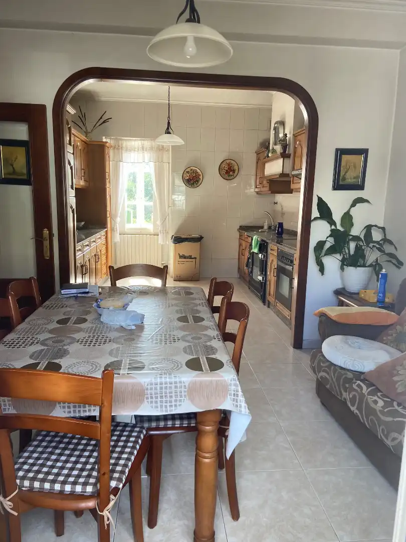 Cuina de Casa o xalet en venda en A Pobra do Caramiñal amb Calefacció, Jardí privat i Parquet