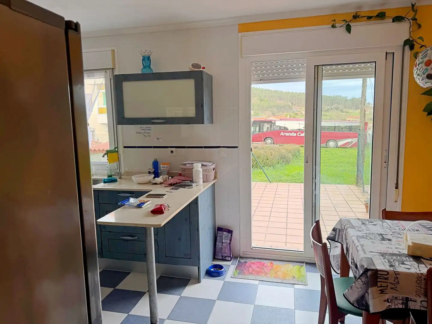Cuina de Casa adosada en venda en Piélagos amb Calefacció, Jardí privat i Parquet