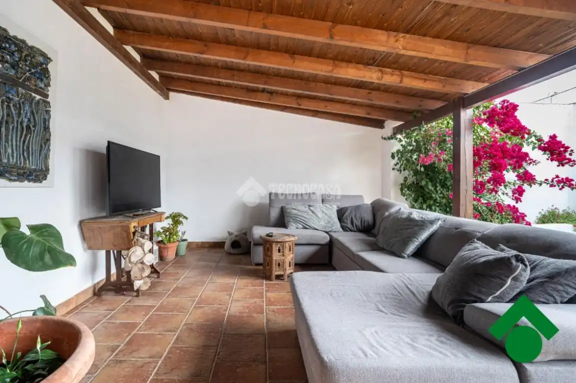 Maison avec terrasse à vendre à Ambroz, imagen 3