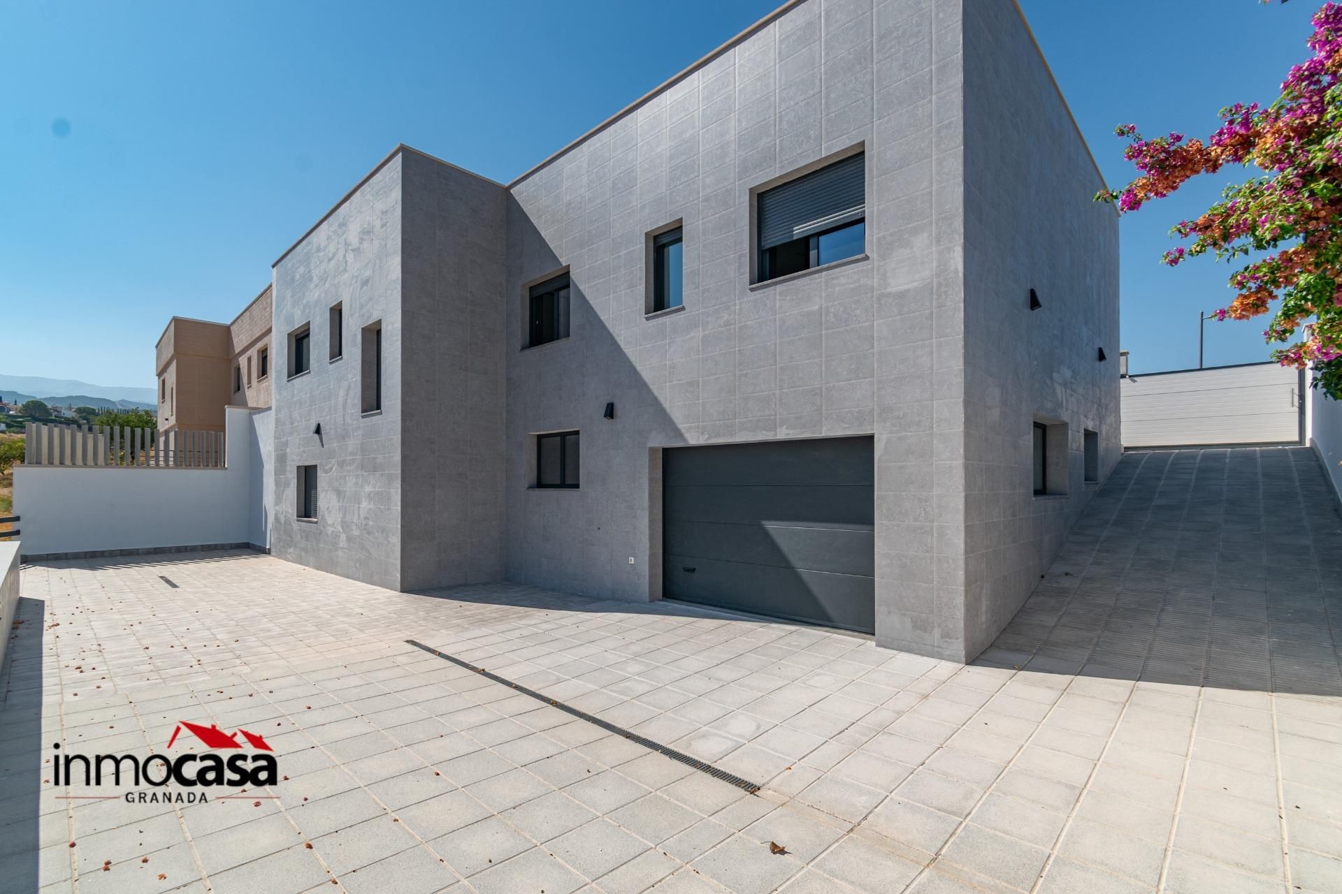 Exterior view of House or chalet for sale in La Zubia