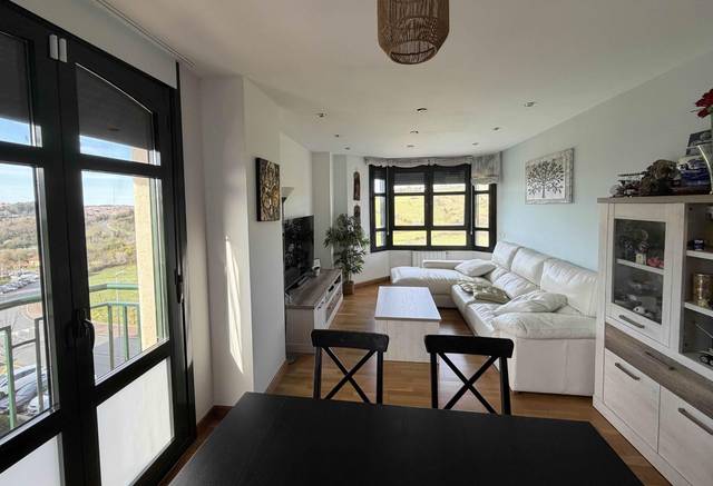 Piso en Venta en Calle Calle Joaquín Achucarro Arisqueta, 33a en Negurigane - Peruri