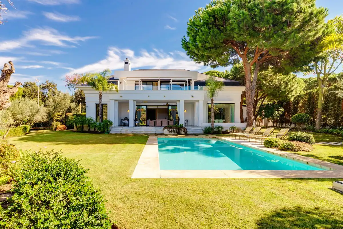 Jardí de Casa o xalet de lloguer en Marbella amb Aire condicionat, Jardí privat i Traster