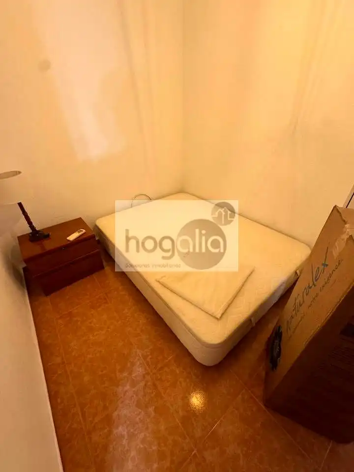 Schlafzimmer von Wohnung zur Miete in Sevilla mit Klimaanlage und Möbliert