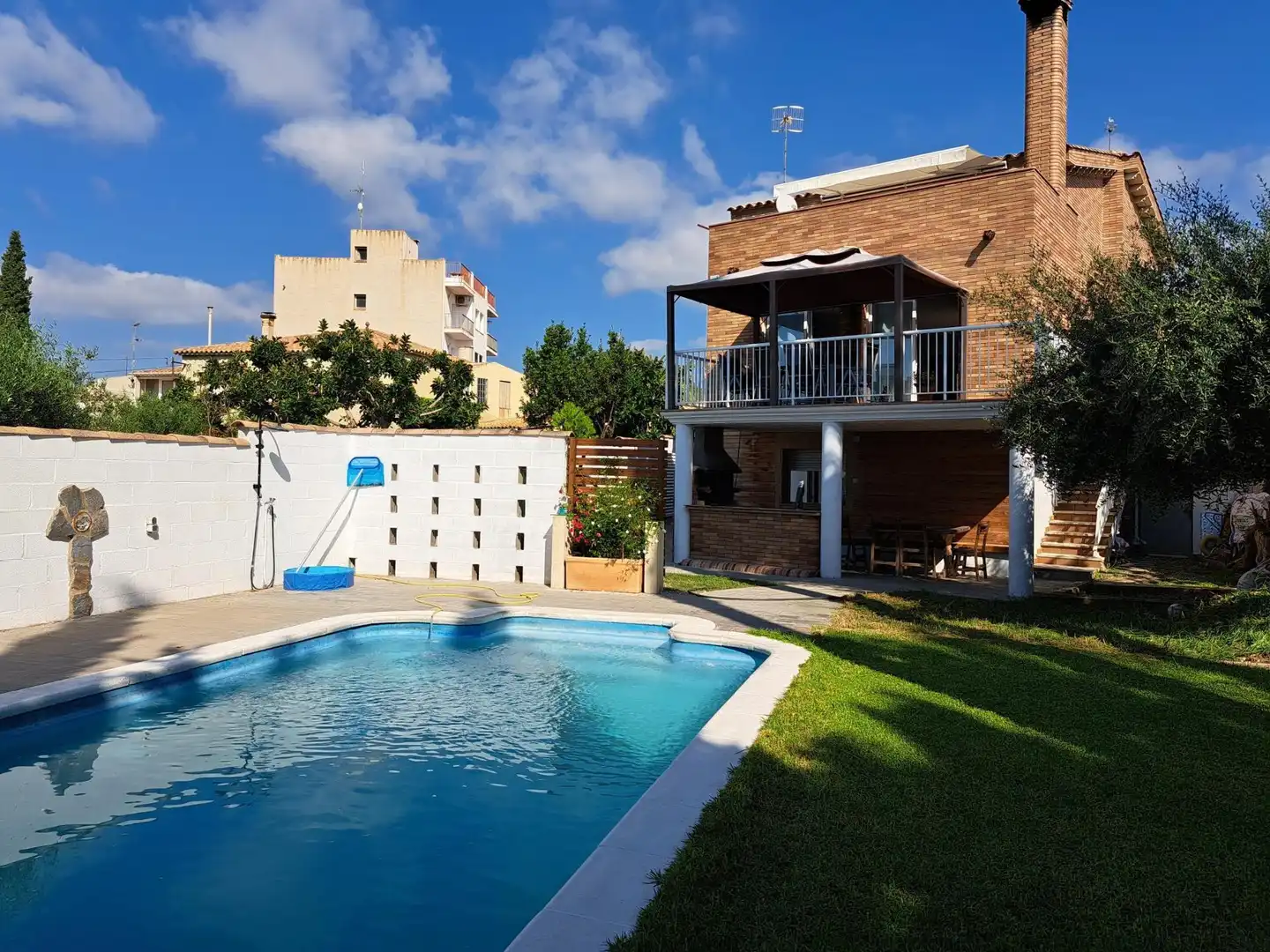 Casa con piscina in vendita a Avenida AVENC DE L'
