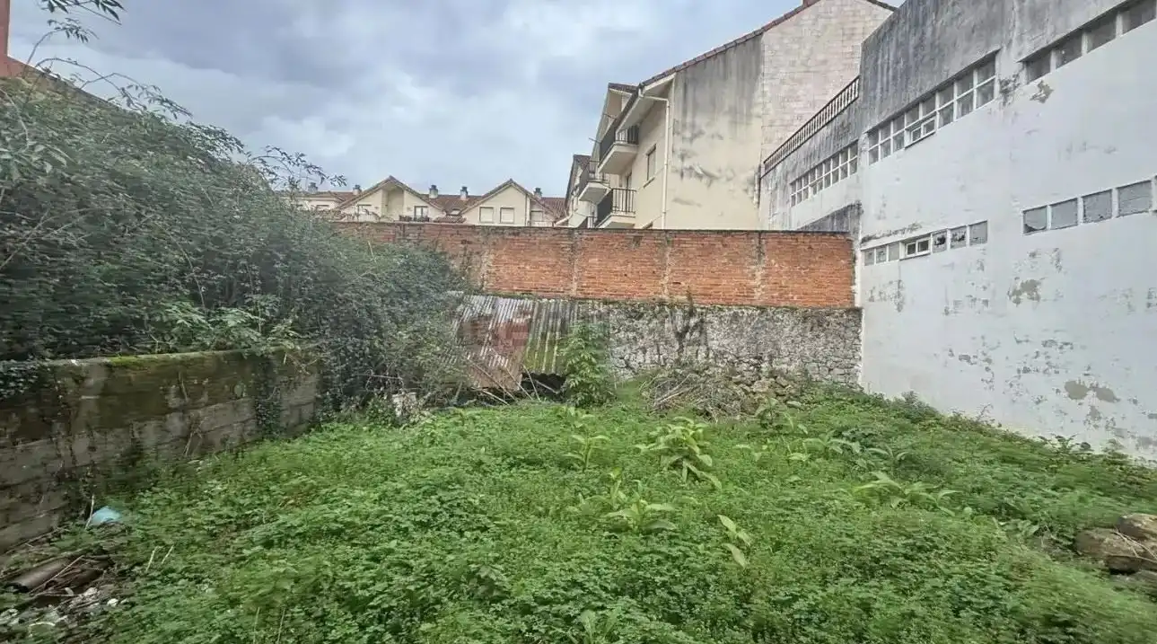 Casa o chalet en venta en Ampuero con Jardín privado, Terraza y Amueblado