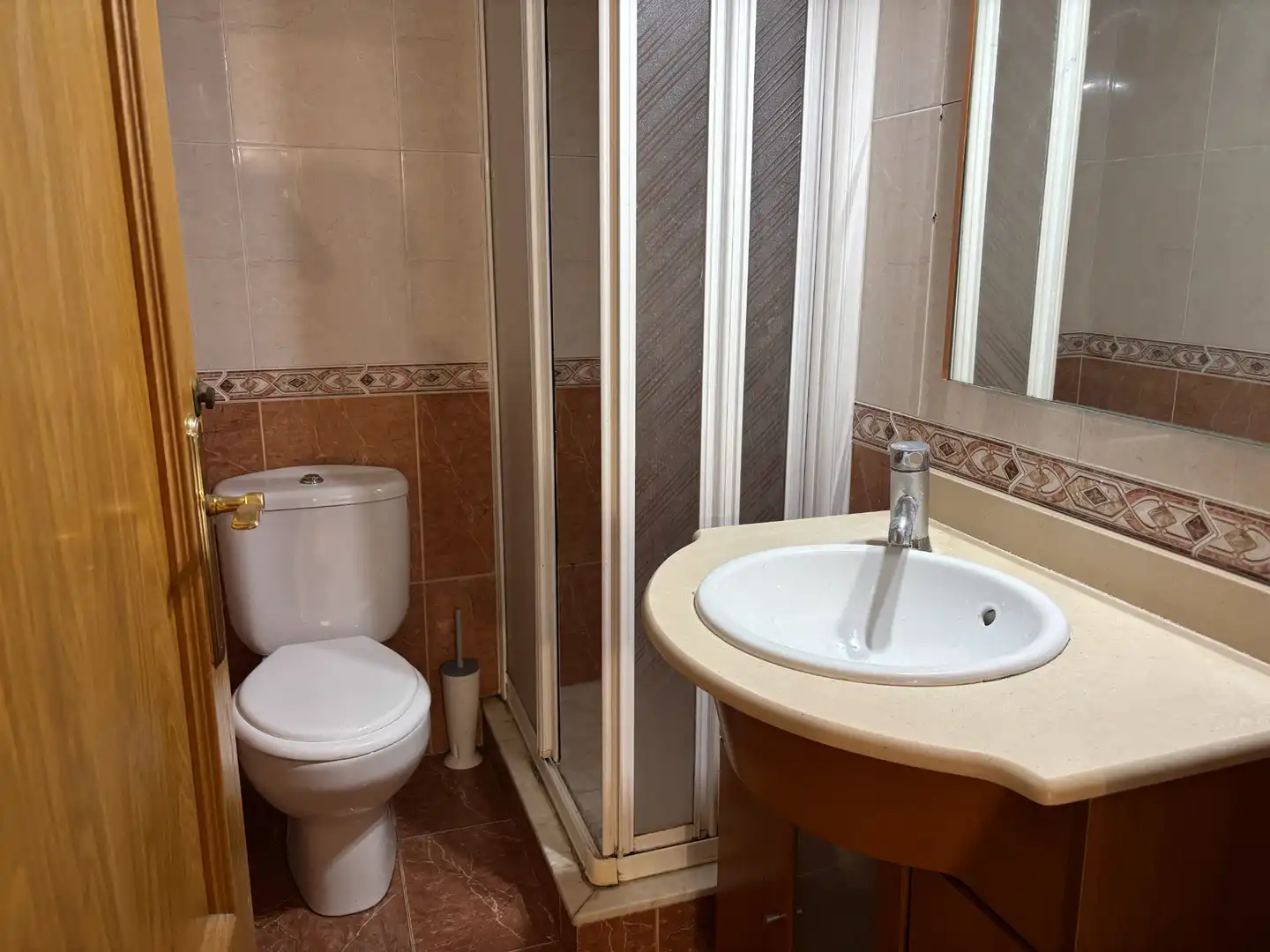 Baño de Piso en venta en Lleida con Calefacción, Parquet y Balcón