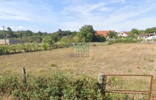 Terreno residencial en Venta en Amoeiro