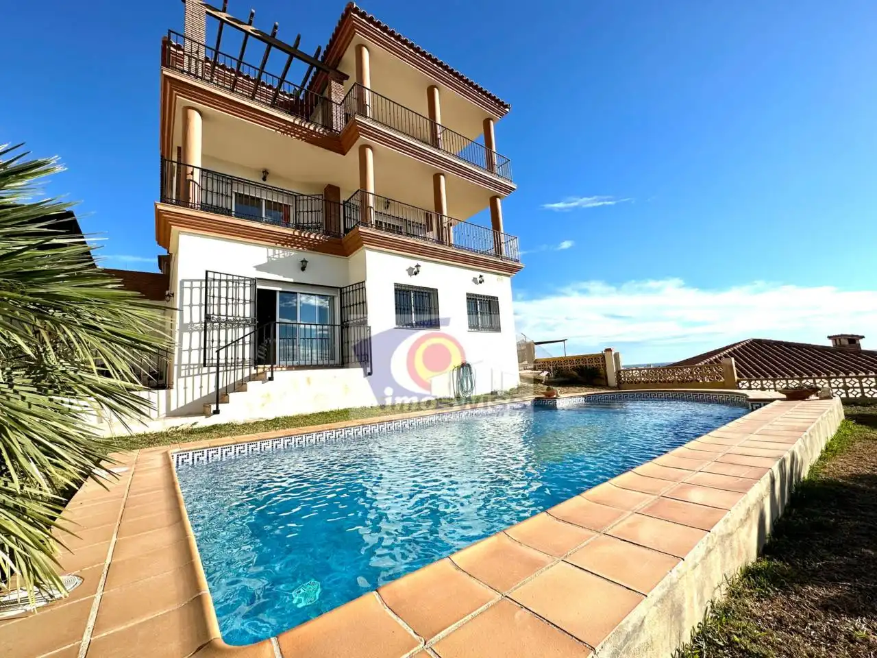 Vista exterior de Casa o chalet en venta en Rincón de la Victoria con Aire acondicionado, Jardín privado y Terraza