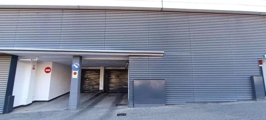 Garatge en venda a Avenida Avinguda de Can Marcet, 14, La Vall d'Hebron