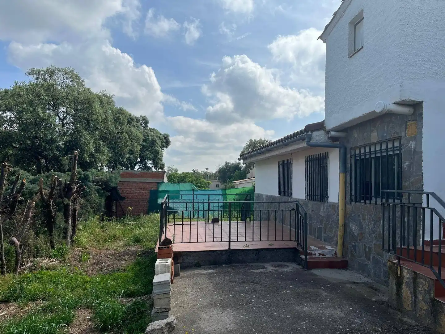 Exterior view of Houses for sale in El Casar de Escalona  with Heating, Terrace and Alarm