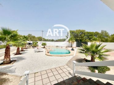 Casa amb jardí en venda a Poligono N-38.R