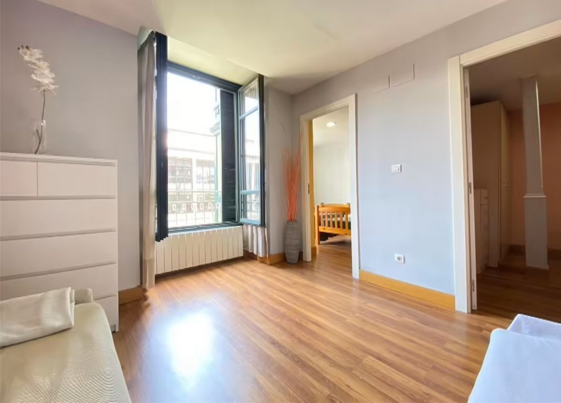 Bedroom of Flat for sale in Bilbao 