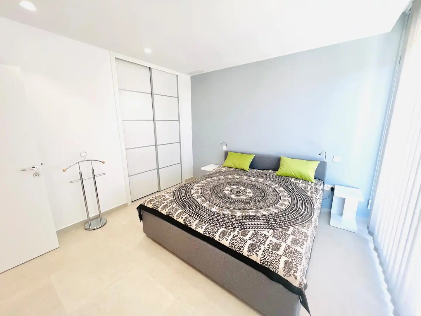 Habitación de Casa o chalet en venta en Guardamar del Segura con Calefacción, Jardín privado y Terraza