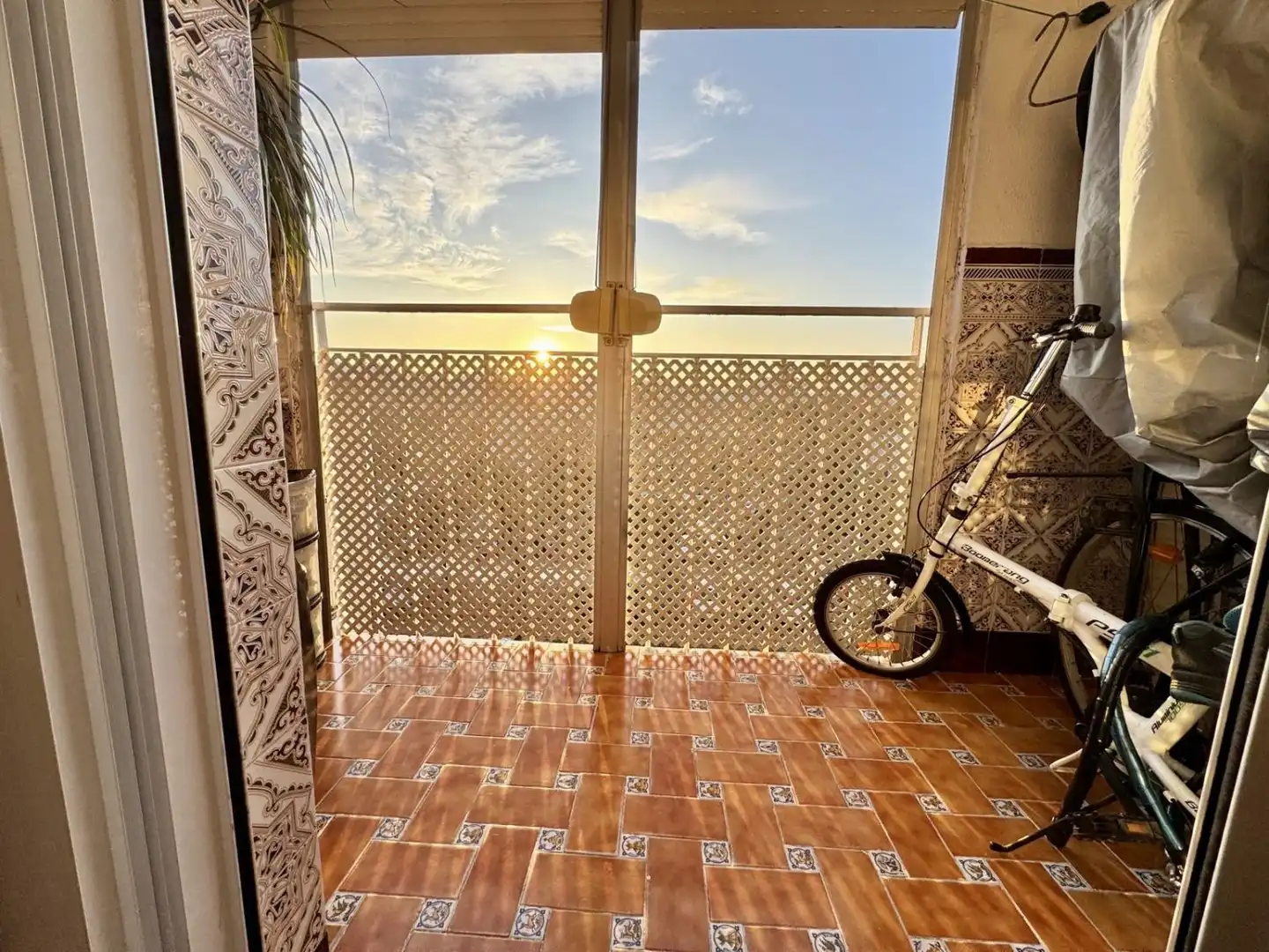 Balcony of Flat for sale in Sevilla  with Air Conditioner and Terrace