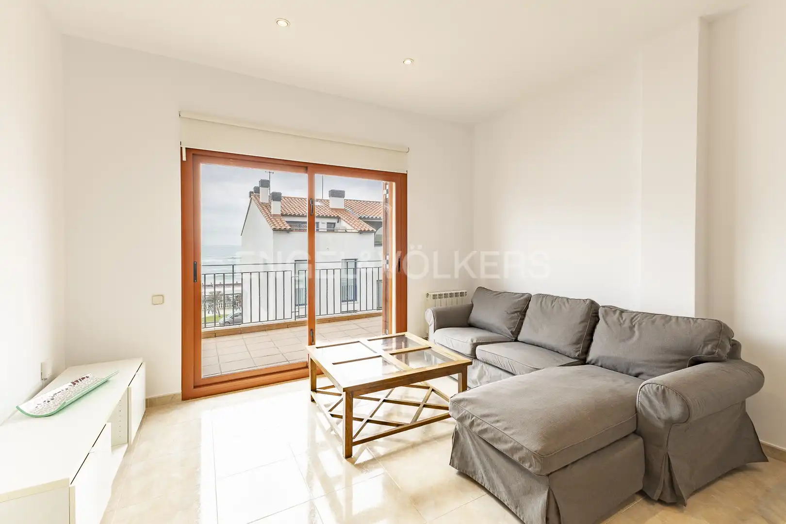 Living room of Flat for rent in Caldes d'Estrac  with Air Conditioner, Heating and Terrace