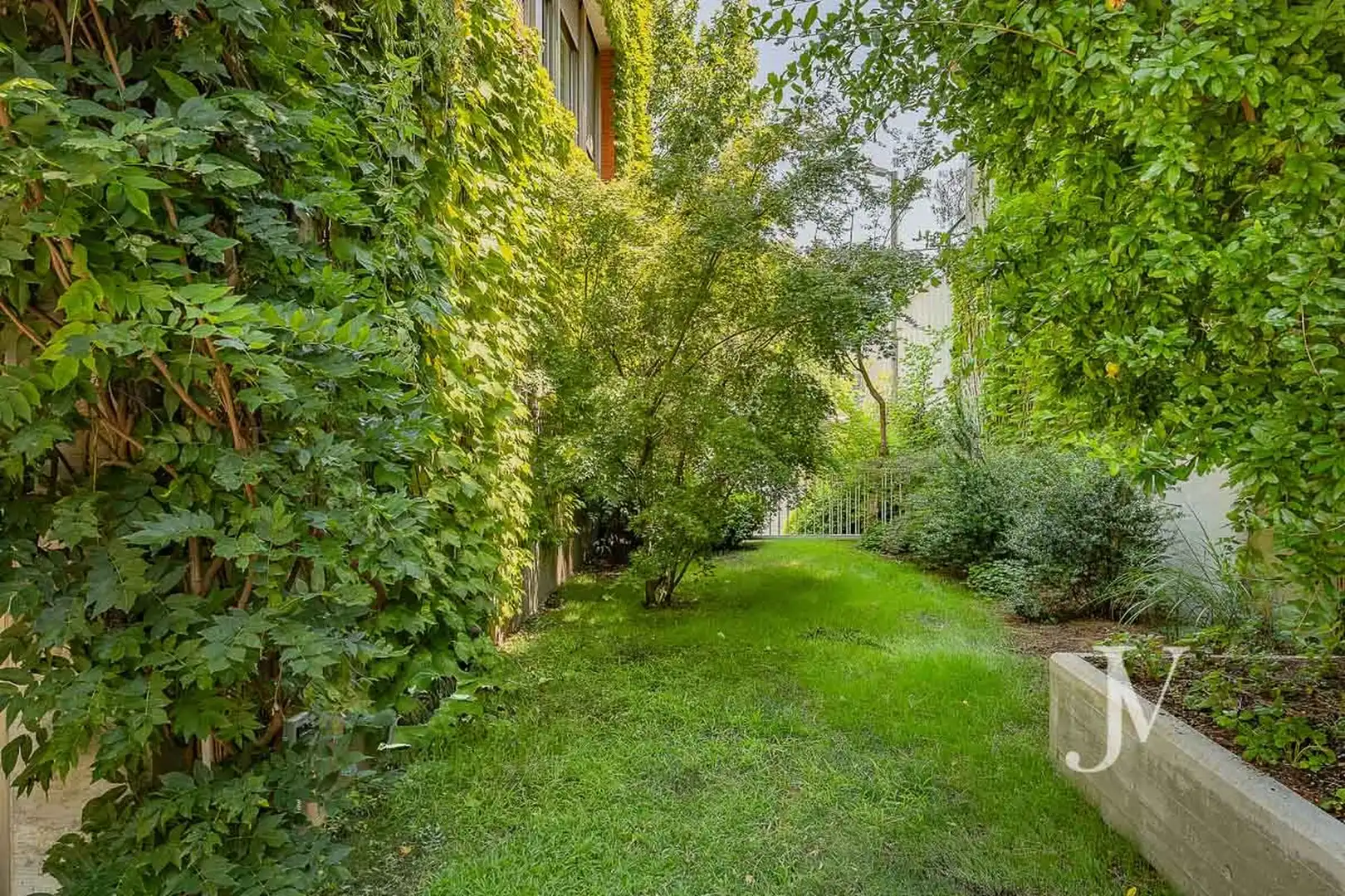 Jardín de Casa o chalet en venta en Madrid con Aire acondicionado, Calefacción y Jardín privado