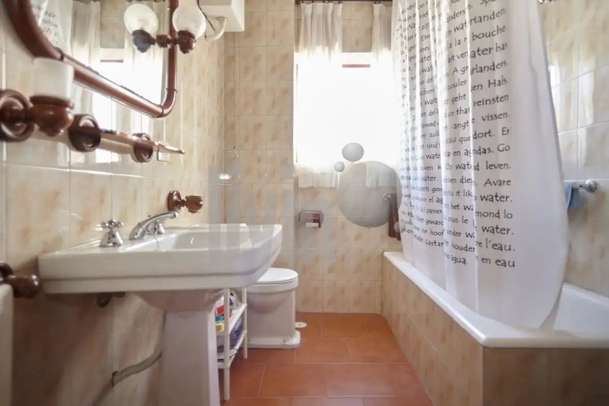 Baño de Casa o chalet en venta en Baeza