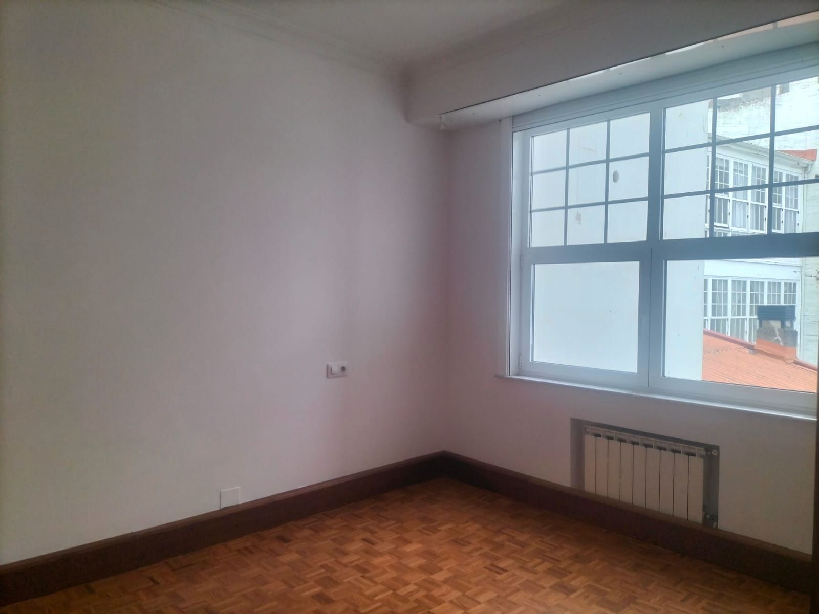 Habitación de Piso de alquiler en A Coruña Capital  con Calefacción, Horno y Lavadora