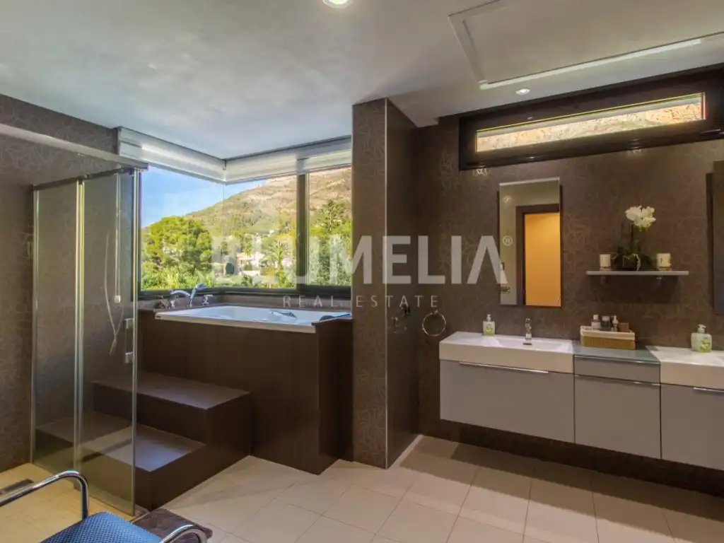 Houses for sale in Calle Tejo, Montgó - Ermita