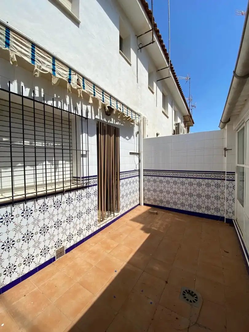 Außenansicht von Maisonette zur Miete in San Pedro del Pinatar mit Klimaanlage, Heizung und Privatgarten
