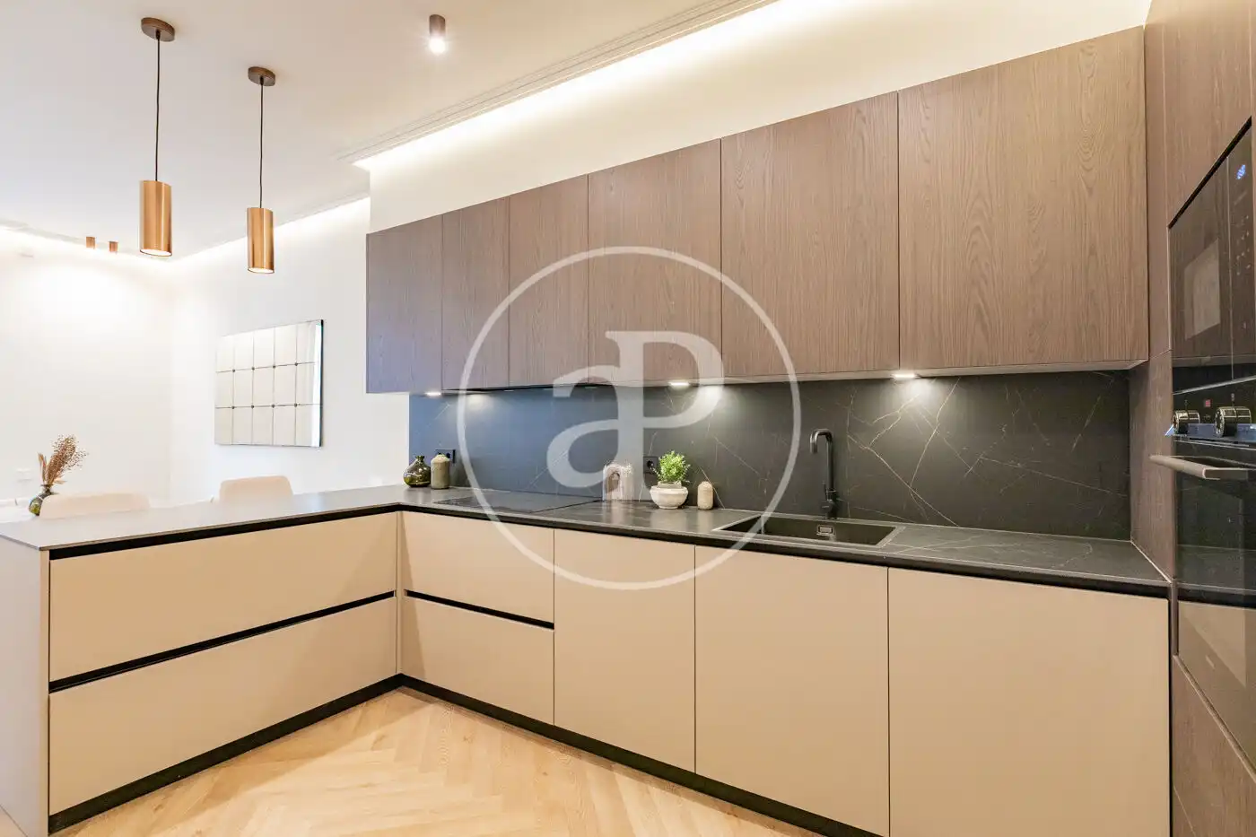 Appartamento con terrazza in vendita a Calle de Viriato, imagen 11