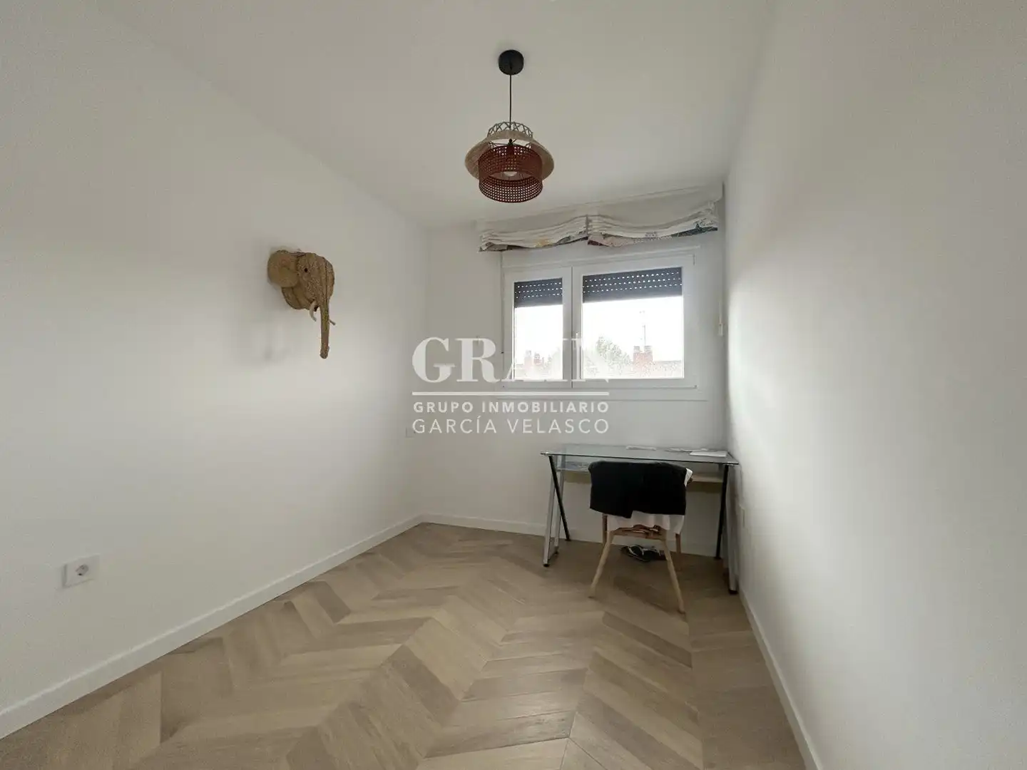 Habitación de Piso de alquiler en Albacete con Calefacción, Terraza y Piscina