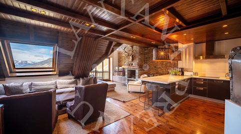 Foto 3 de Dúplex en venda a Desconocido, 28, Baqueira, Lleida