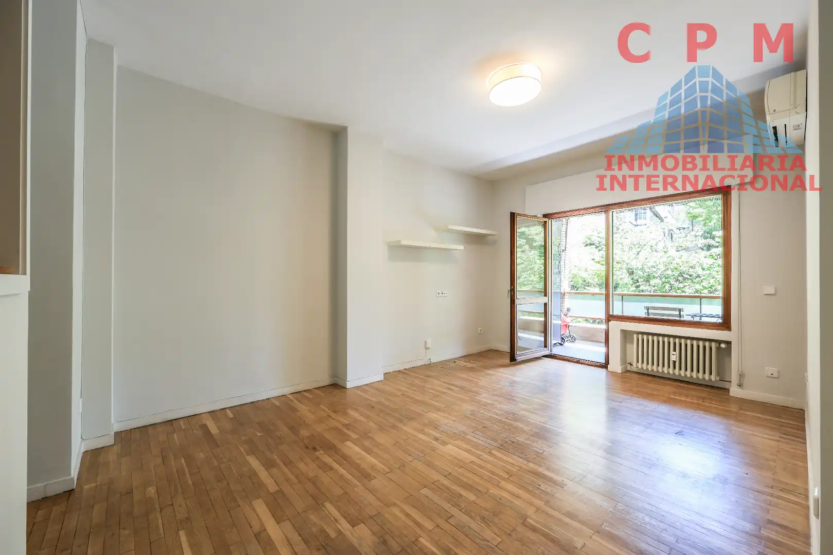 Wohnzimmer von Wohnung zur Miete in Madrid mit Klimaanlage, Heizung und Parkett
