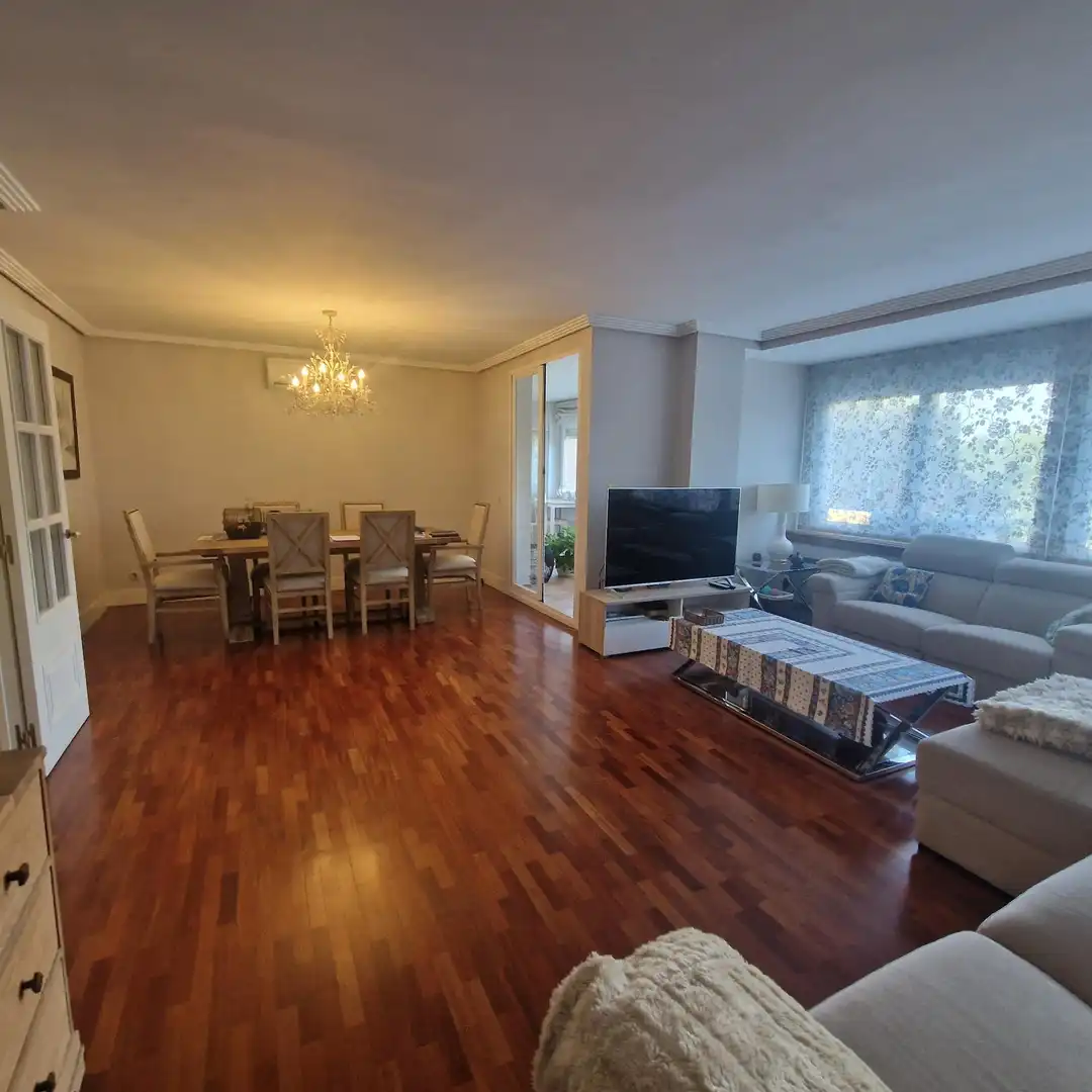 Living room of Flat for sale in Madrid  with Air Conditioner, Heating and Private garden