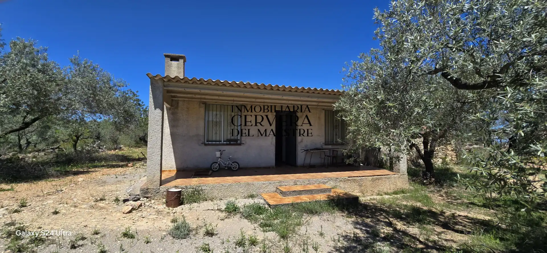 Vista exterior de Finca rústica en venda en Cervera del Maestre amb Moblat