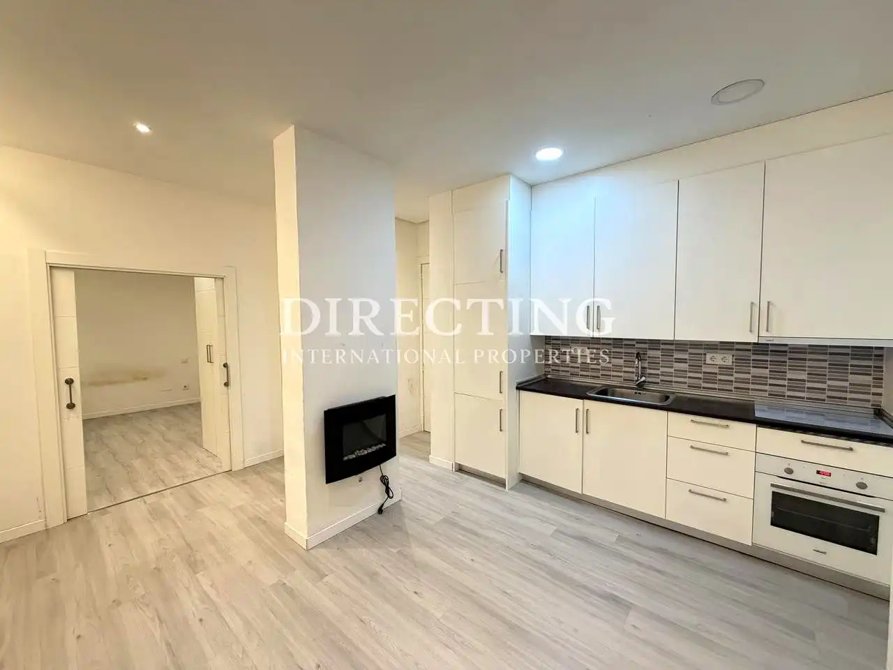 Vista exterior de Piso en venta en Madrid con Calefacción