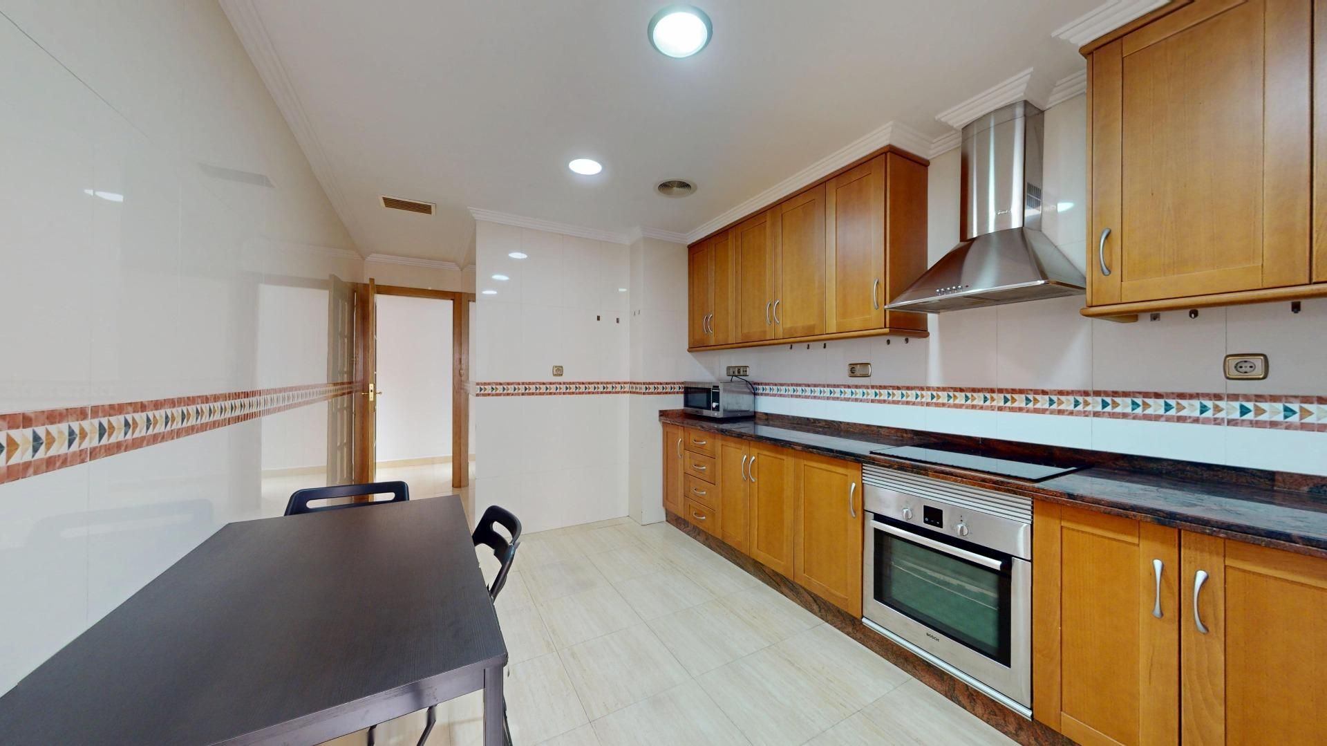 Flat to rent in Reina Victoria - Miguel Hernández, Elche ciudad, Elche / Elx
