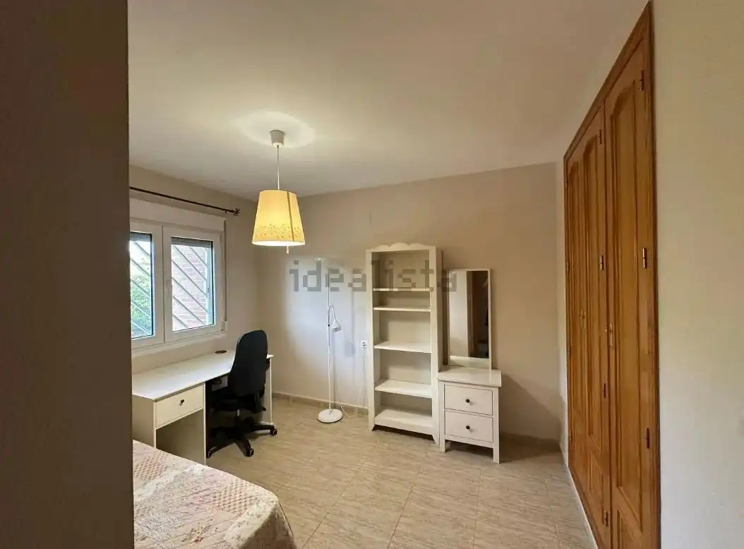 Bedroom of Detached homes for rent in Alicante / Alacant  with Air Conditioner, Heating and Private garden