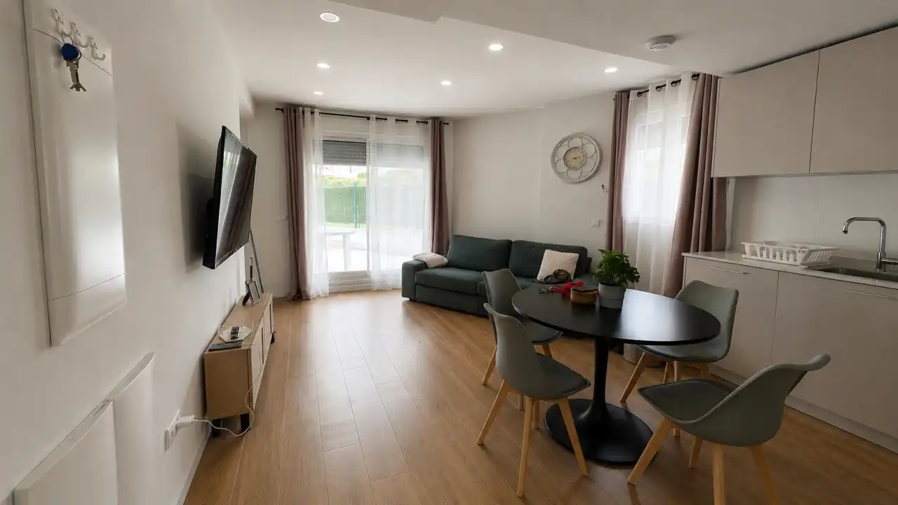 Sala de estar de Apartamento de alquiler en Marbella con Aire acondicionado, Calefacción y Terraza